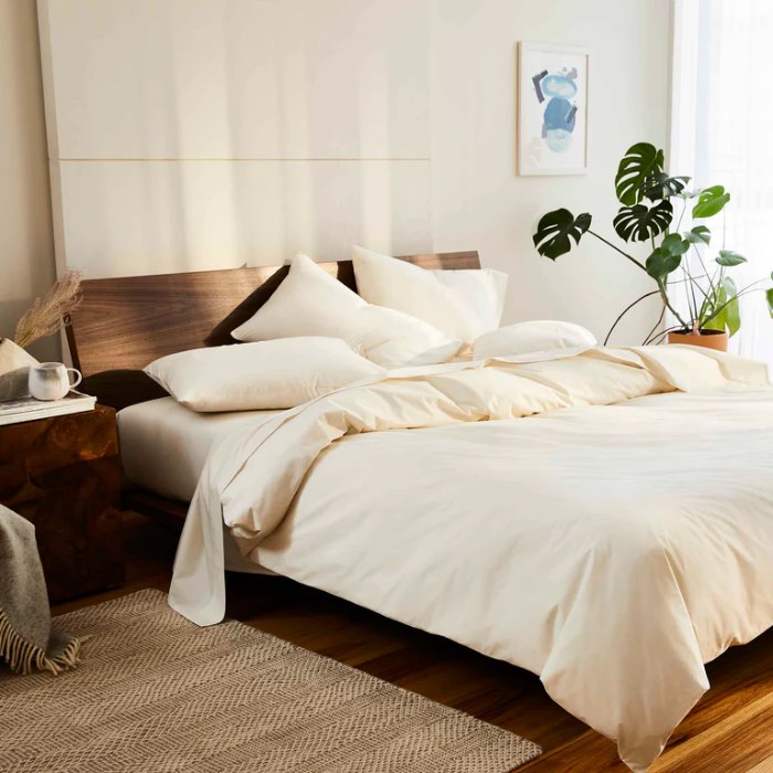 Brooklinen Luxe Sateen Flat Sheet